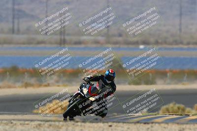 media/Apr-10-2022-SoCal Trackdays (Sun) [[f104b12566]]/Turn 14 (10am)/